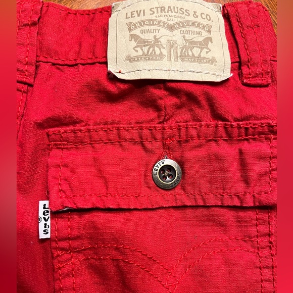 Boys Levi’s Shorts - Picture 4 of 6